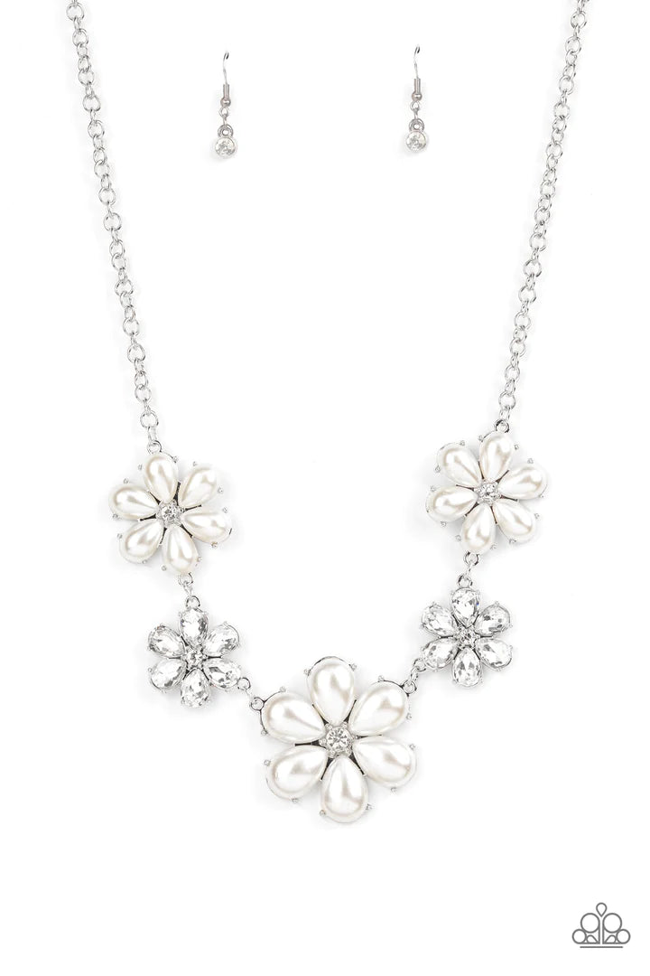 Fiercely Flowering Necklace