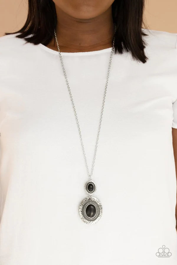 Paparazzi Necklace ~ Southern Opera - Black