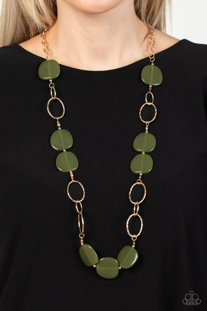 Posh Promenade - green - Paparazzi necklace