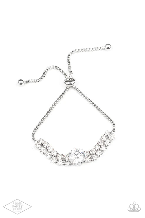 Paparazzi ♥ Gorgeously Glitzy - White ♥ Bracelet